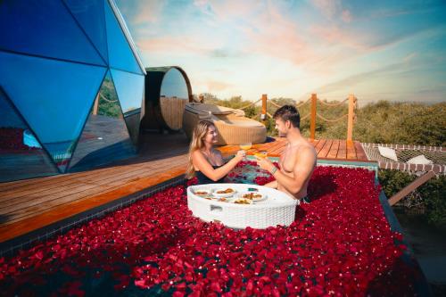 LUXEGLAMP in Umm Al Quwain