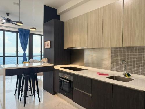 Comfort New Studio Sky88 | Jb Town | Ciq - Johor Bahru