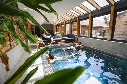 Gyógyfürdő, Logis Hotel Au Gai Soleil du Mont-Aiguille in Chichilianne