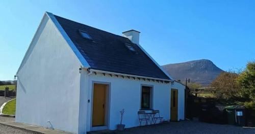 The WEE HOUS Cresslough