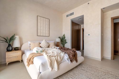 Serene 1BR Retreat with Pool & Gym by Safa Park, Dubái (foto 10)