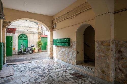 บริการและสิ่งอำนวยความสะดวก, CasaRÉ (CasaRE) in สนามบิน