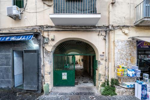 บริการและสิ่งอำนวยความสะดวก, CasaRÉ (CasaRE) in สนามบิน