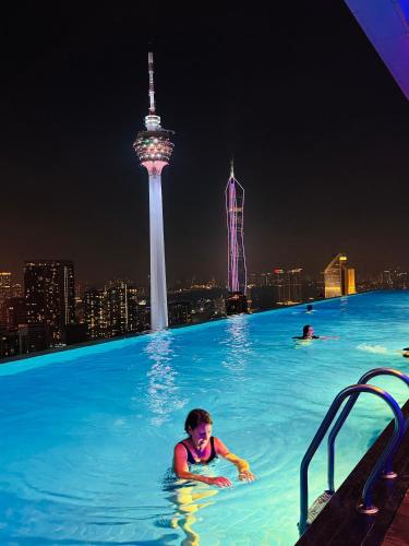 PLATINUM SUITES KLCC by RAISA, Куала-Лумпур