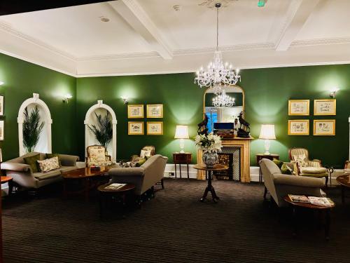 酒吧/高級酒吧, The Falcondale Country House Hotel in 蘭彼得