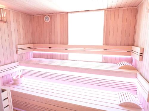 สปา, เมอร์เคียว เดอเมอร์ เดอ ก็องปาญ ปาร์ก ดู กูแดร (Mercure Demeure De Campagne Parc Du Coudray) in เลอ ซูดราย ม็องซูร์