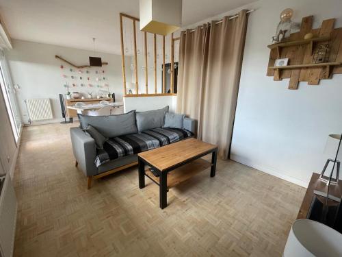 Appartement cosy et calme au cœur de Landerneau in 朗代爾諾