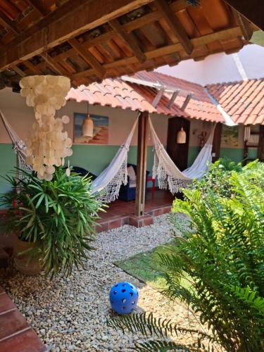 Exterior view of Manga Rosa Hospedagem