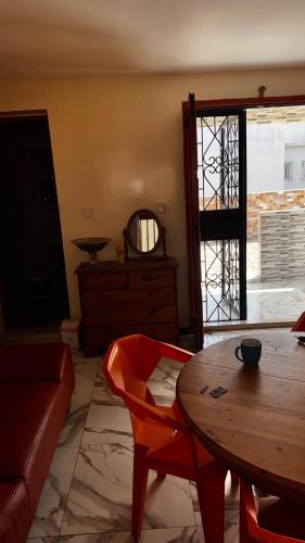 Résidence Ndackel (Residence Ndackel) in רופיסקו