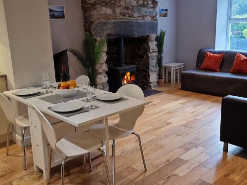 Annest, Bangor