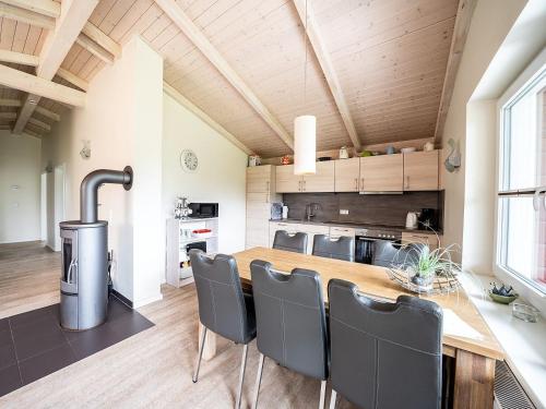 Leuchtturm 16 - Schwedenhaus mit Sauna und Kamin in Dagebull