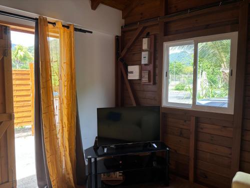 Maison traditionnelle proche Malendure in Bouillante