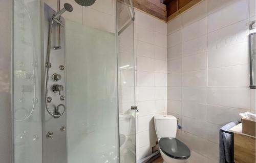 Vannas istaba, Amazing Home In Salazac in Salazac