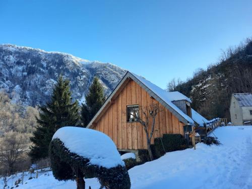 A szálláshely kívülről, Chalet cosy avec vue magique in Gedre