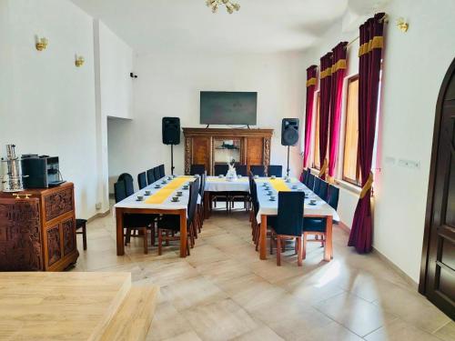 Hotelino Stare Miasto Częstochowa (Hotelino Stare Miasto Czestochowa) in เชสโทโชวา