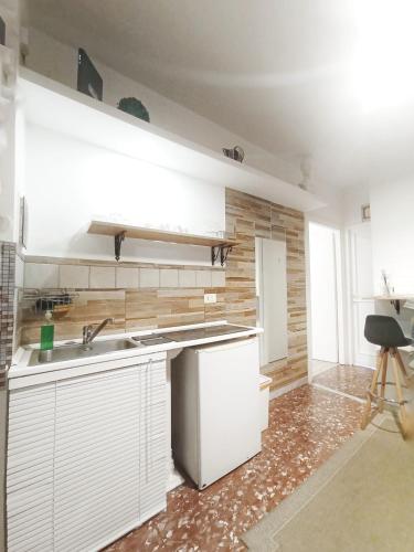 Vacanze Romane Stazione Tiburtina, Appartamento tre camere da letto 5 posti letto, Řím (fotografie 3)