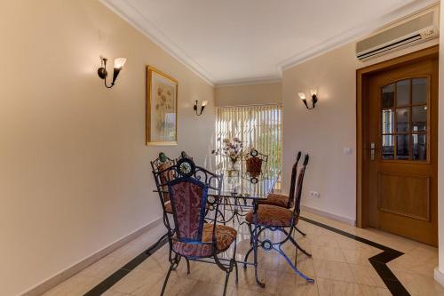 Presa De Moura in เซสมาเรียส