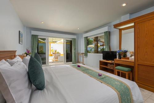 room detail thumbnail 0