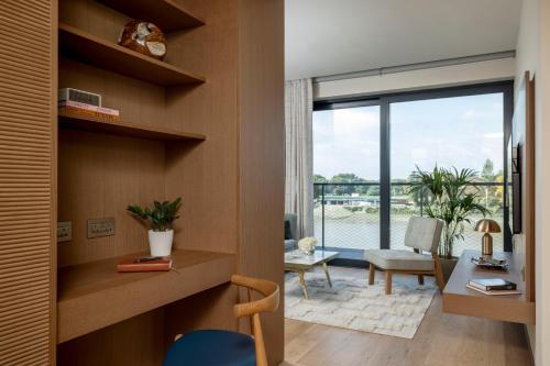 Fulham Pier Hotel - image 12