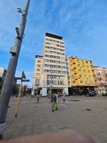 Serdica Tower View DT Parking Wi-Fi AC, Sofia (Foto 2)