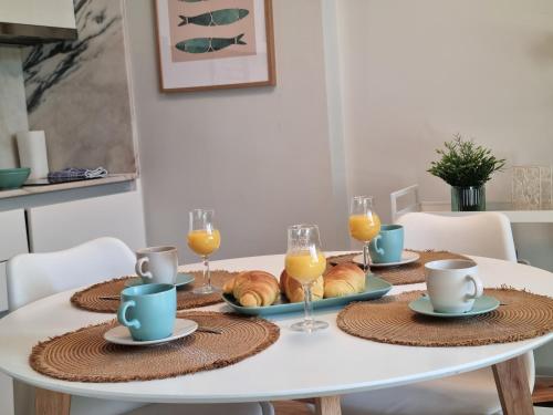 Charming Apartment in the Heart of Historic Porto, Porto (Foto 2)