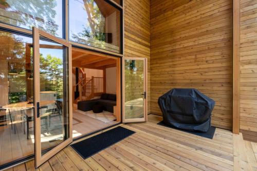 Camp Haliburton - Waterfront A-Frame in Haliburton (ON)