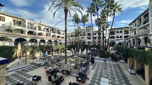 Villamartin Plaza Duplex with Rooftop Sun Terrace Golf 2min - image 2