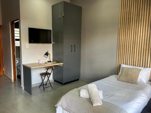 Chekkat Square Flat 8 On The Bult in North-West University