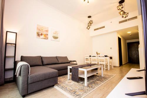 Luxuriously Furnished 1 BHK Warsan, Dubái (foto 2)