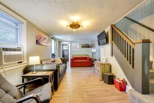 Little Woodland Home Hidden Gem By Dtwn Bethlehem in 伯利恆市中心