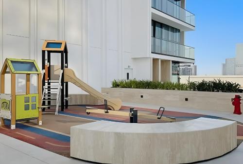 BLVD - Luxe Stay with Pool Close to Burj Khalifa, Dubai (photo 6)