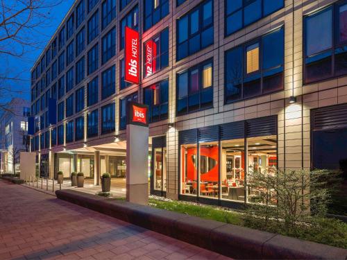 ibis München Parkstadt Schwabing, Munich (photo 2)