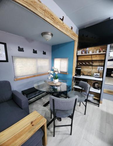 Shroom life farm Chicken shack in 北迈尔斯堡