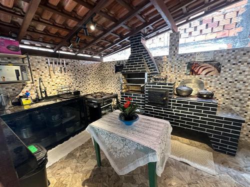 keuken, Casa Cantinho da Família - Na cachoeira da toca (Casa Cantinho da Familia - Na cachoeira da toca) in Agua Branca