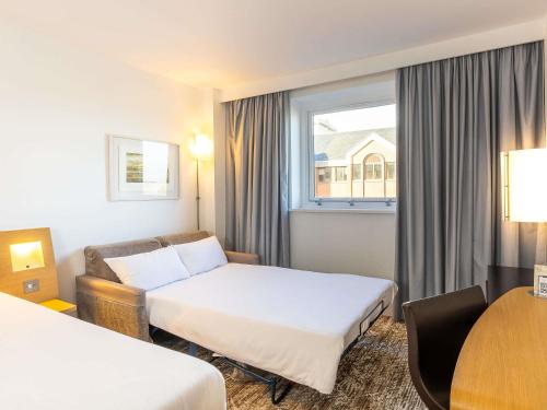 1 queen bed