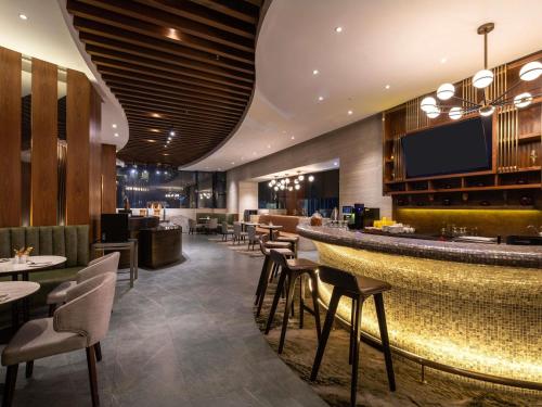 Novotel Kuala Lumpur City Centre, Куала-Лумпур (фото 6)