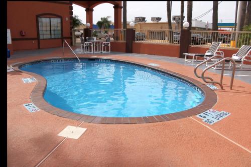 Texas Inn & Suites McAllen at La Plaza Mall and Airport