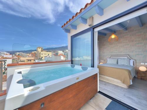 2 bedrooms, 4 beds