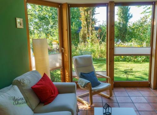 Ferienwohnung Grüne Auszeit mit Kaminofen und Terrasse in Waldachtal, Deutschland