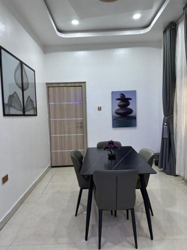 Fasilitas, LUXURY 4BR Duplex with STARLINK & PS5, 4mins to GRA in Port Harcourt