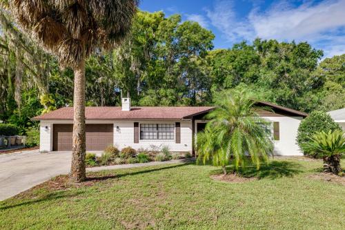 Bring Your Boat! Canal-Front Tavares Home w/ Dock in Tavares (Florida)