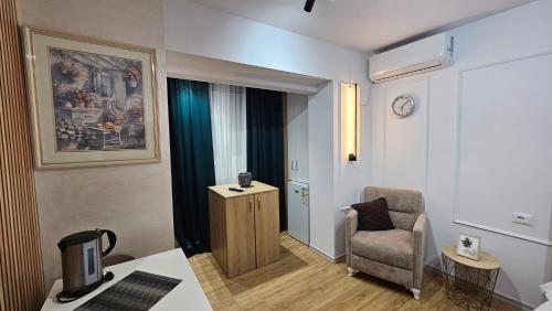 Coco's Apartment, Tirana (photo 10)