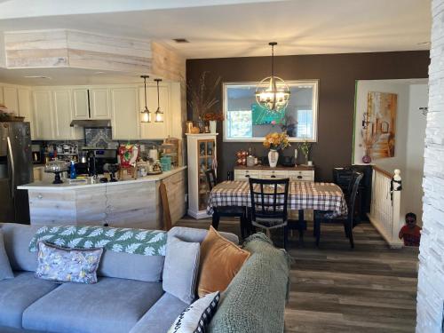 Southern California Dreamin in Ocean View Hills