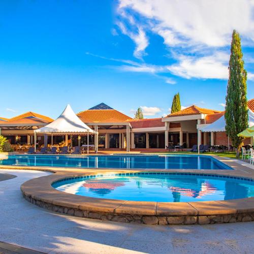 Kolam renang, Hotel Los Parrales in Tarija