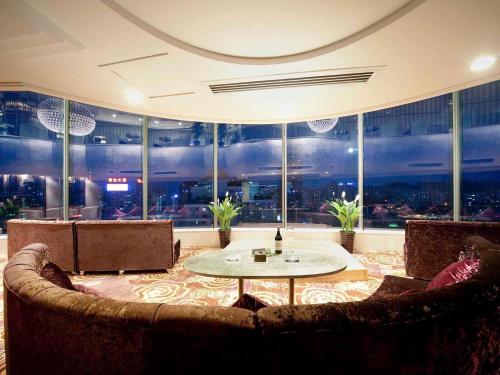 Bar/lounge, Novotel Guiyang Downtown Hotel in Guiyang