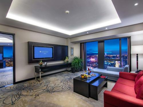 Pullman Guiyang Room Type - Deluxe Suite