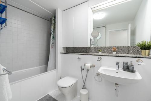 Duplex 2br2ba Flat Near Gloucester Rd Station, London (photo 7)