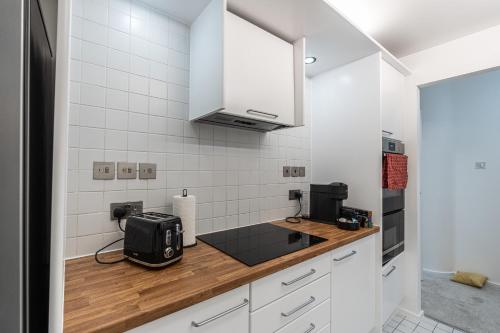 Duplex 2br2ba Flat Near Gloucester Rd Station, London (photo 9)