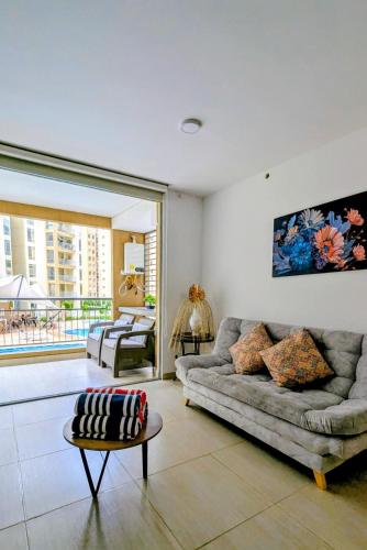 Nice and Modern Apartment with Pool and Jacuzzi