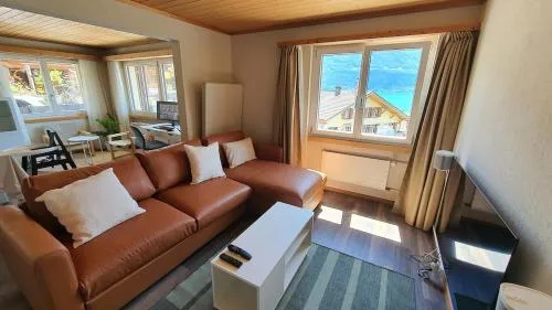 Apartment by Lake Brienz with lake view in Oberried, Schweiz